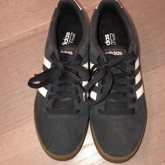 Shoes - Picture 1 of 1